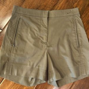 Women’s Nike Golf Dri-fit shorts. Size 2 Khaki/brown in color.